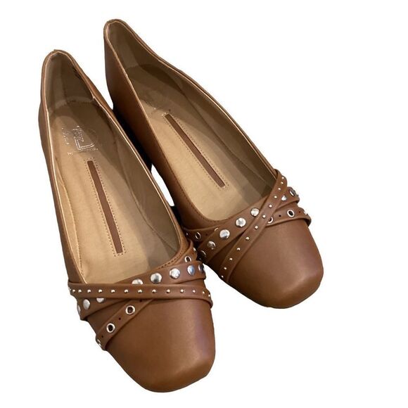New Directions Bloom Cognac Studded Flats 8.5 - Picture 7 of 12